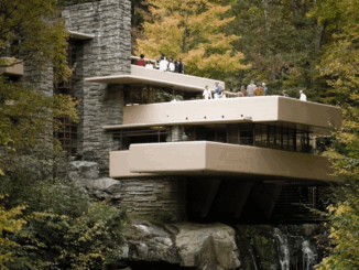 La casa de la cascada